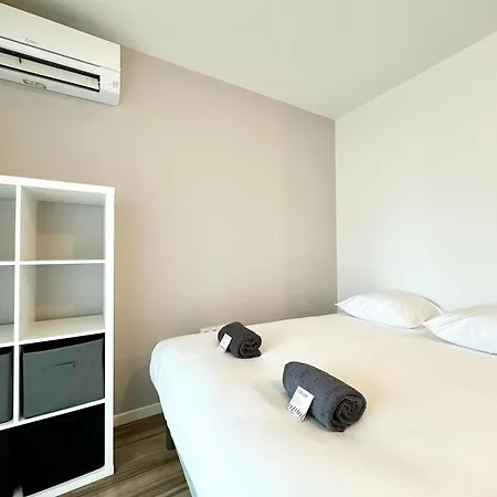 Apartment L'emeraude - Proche Hopital - Parking - Clim - Fibre - Terrasse *