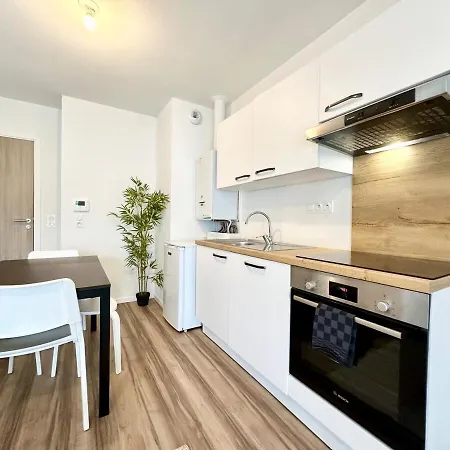 Apartment L'emeraude - Proche Hopital - Parking - Clim - Fibre - Terrasse Mont-de-Marsan