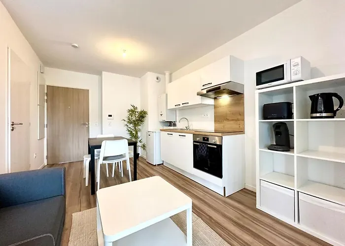 Appartement L'emeraude - Proche Hopital - Parking - Clim - Fibre - Terrasse