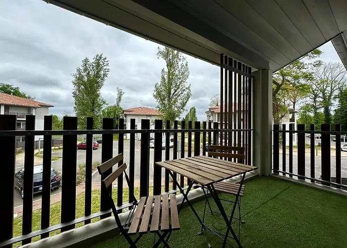L'emeraude - Proche Hopital - Parking - Clim - Fibre - Terrasse Appartement *
